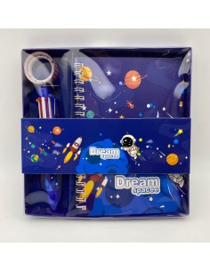 LIBRETA ESPACIAL CON CINTA + BOLIGRAFO MULTI COLOR EN CAJA