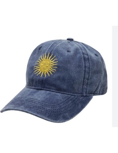 GORRA PRELAVADA AZUL CON BORDADO SOL DE MAYO